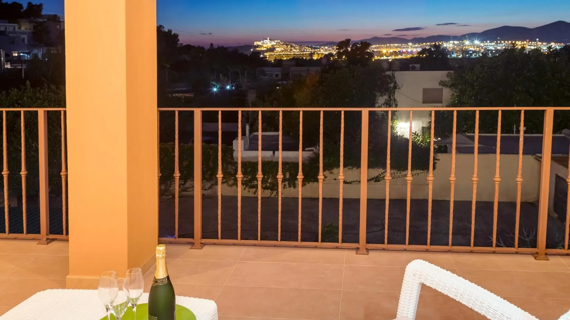 Villa Alexandra Talamanca  İspanya